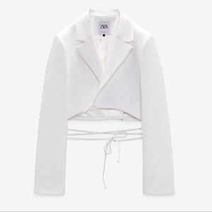 Beautiful white crop blazer